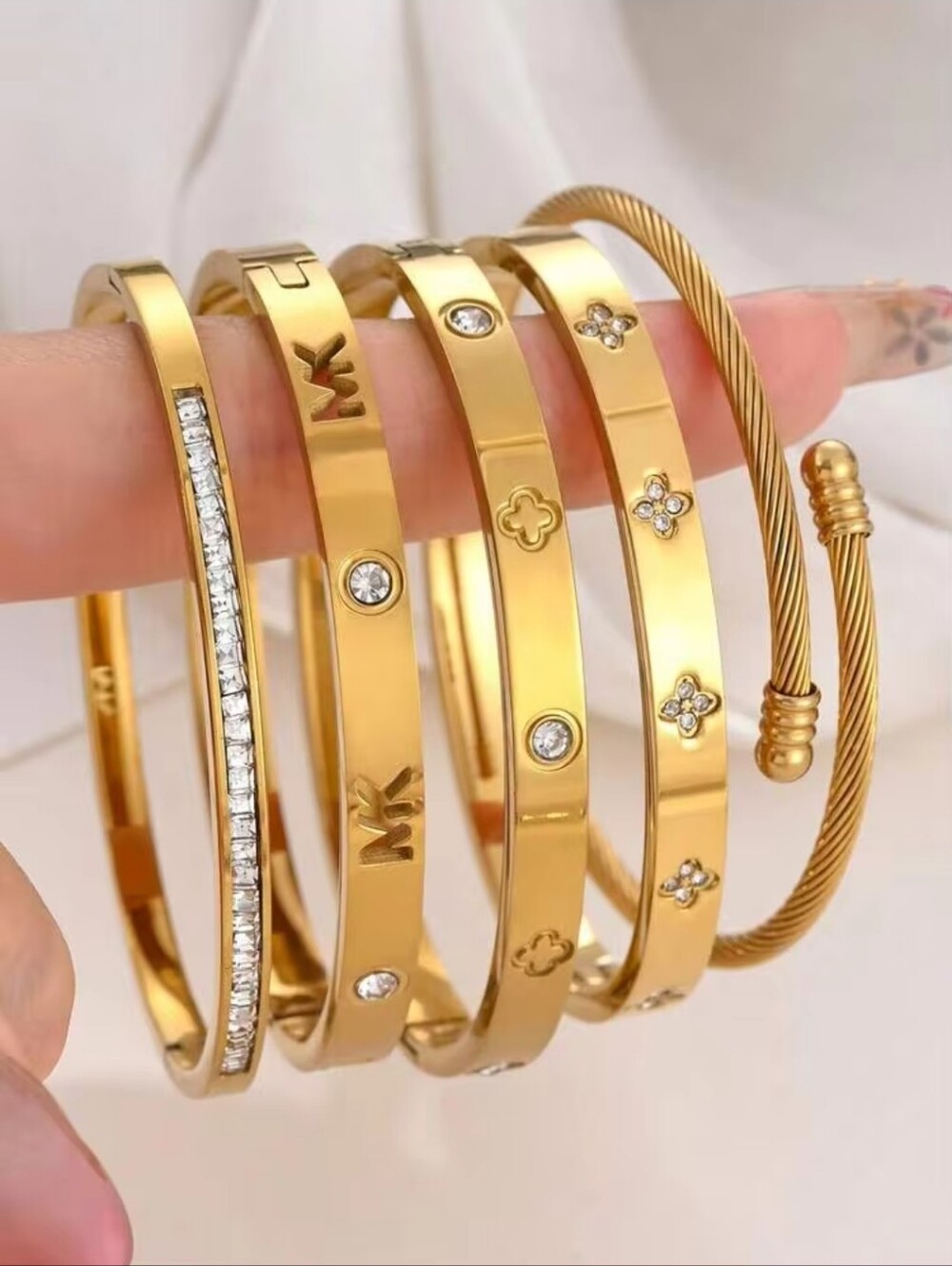 Gold Tone Stackable Bangle Bracelet 5 Piece Set - Gold Plated